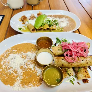TACOS DORADOS