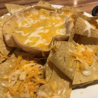 Adrian's - Chili Con Queso