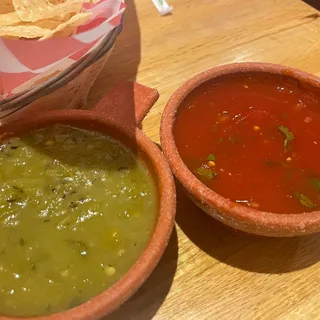Salsa & Homemade Chips