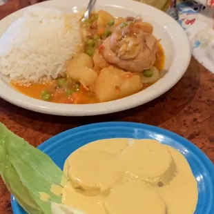 Estofado de pollo con papa ala huancallina