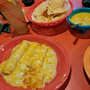 Shrimp enchiladas cheese enchiladas
