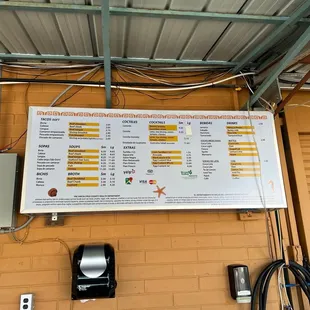 Menu and Restaurant hours of service