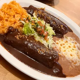 Enchiladas de Mole con pollo