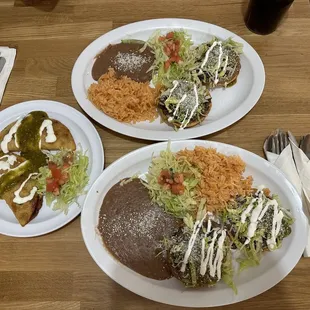 Sopes plate and empanadas