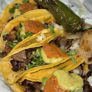 Tacos de asada y tacos al pastor