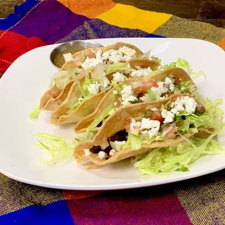 4 Cocina Crunchy Tacos