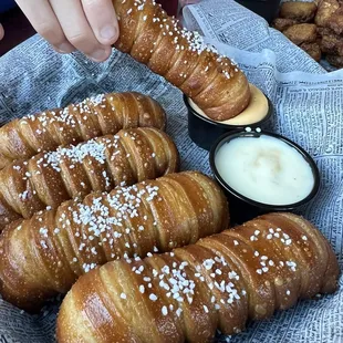 Pretzels with cheese