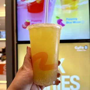 #9 mango green tea + sago