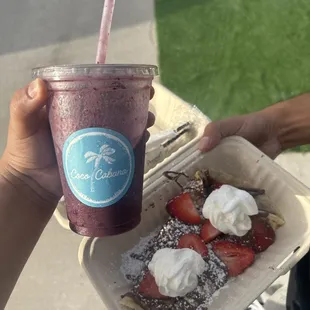 The chocolate loco açaí and crepe was tasty can taste all the ingredients without being overwhelmed with flavor.