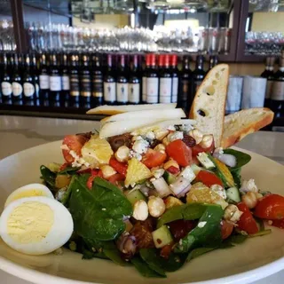 INSALATA E PERE DI SPINACI