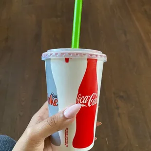dessert, drink