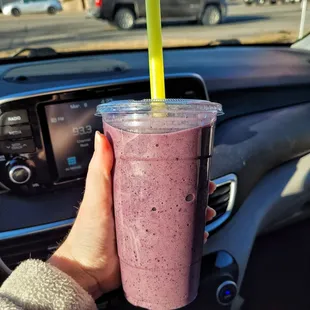 03.08.22 - Berry Acai Smoothie