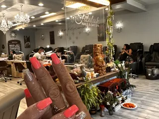 Fabulash Nails & Day Spa