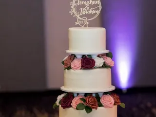 Buttercream Wedding Cakes & Desserts