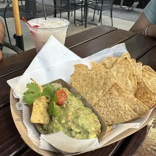 Chips and guac