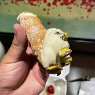 Pistachio cannoli