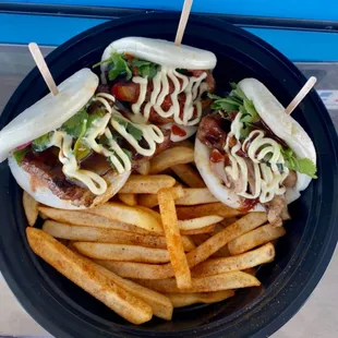 Bao Bun Trio! Porkbelly, Filet Mignon, Chicken