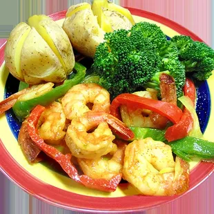 Curry Shrimps with steamed broccoli and baked potatoes.