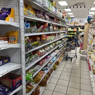 a grocery store aisle