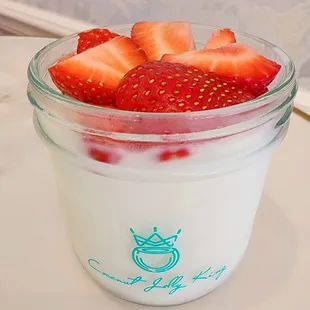 Strawberry coconut jelly