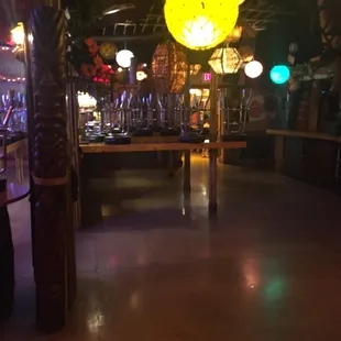 Dancing or dining area