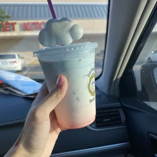 D8. Dirty Chocolate Milk Tea Or Coffee W. Ice Cream. Whipped Chocolate Cream & Oreo