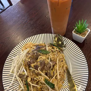 Beef Pad Thai Noodle