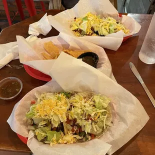 We both had tacos de asada. We didn't really eat the tortillas.