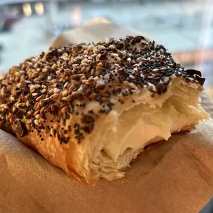 Everything croissant