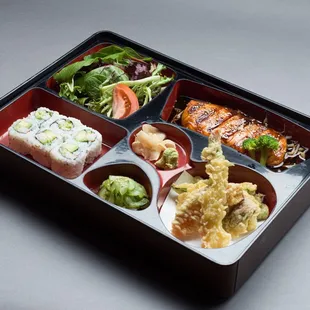 Salmon bento box