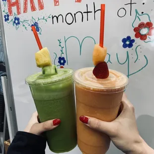Left: Green Juice / Right: Biónico Juice