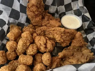 Bennett's Publical Family Sports Grill