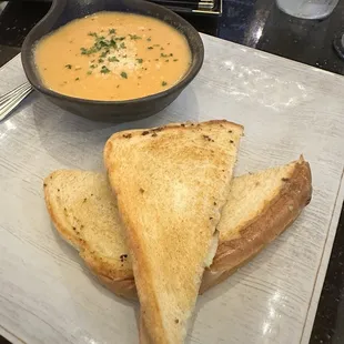 Grilled cheese with lobster  bisque