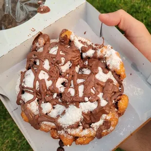 Funnel cake nutella