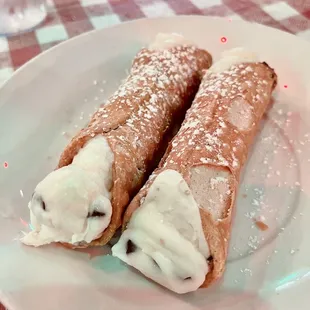 Cannoli (each, small size)