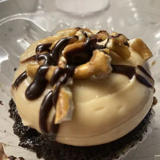 Chocolate Peanut Butter Pretzel