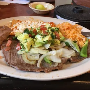 a plate of mexican food