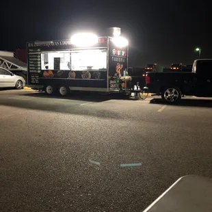 a food truck at night