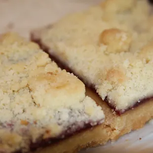 raspberry crumb bars