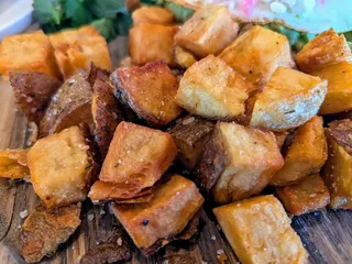 Second Bar & Kitchen At East Austin Hotel