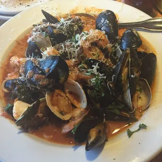 Seafood Linguine
