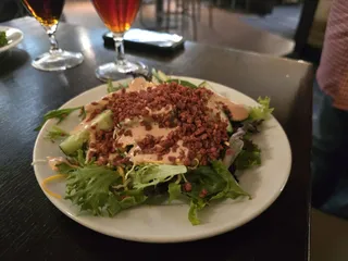 Twist Midtown Grill And Bar