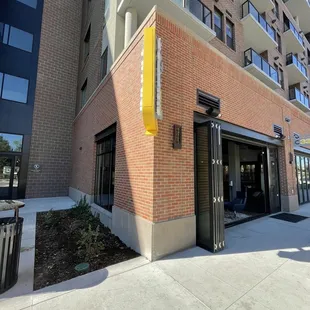 Outside shot of Coff33