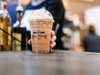 Beca's Coffee House