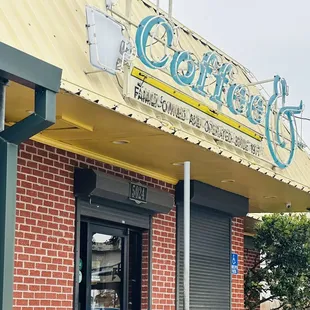 the front of a coffee shop