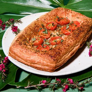 Tomato-Basel Flat Puff