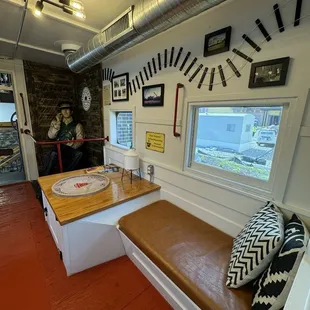 Train car seating