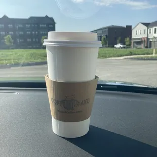 Large wedding cake latte