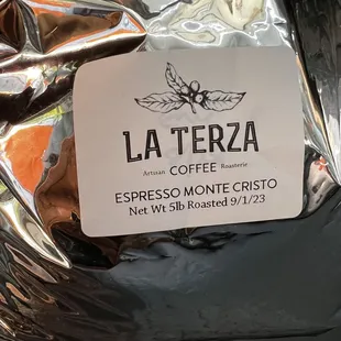 a bag of la tiera coffee