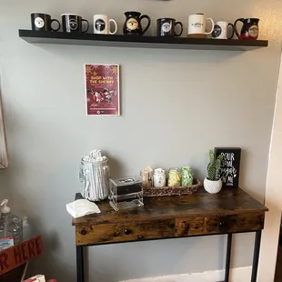 The condiment station